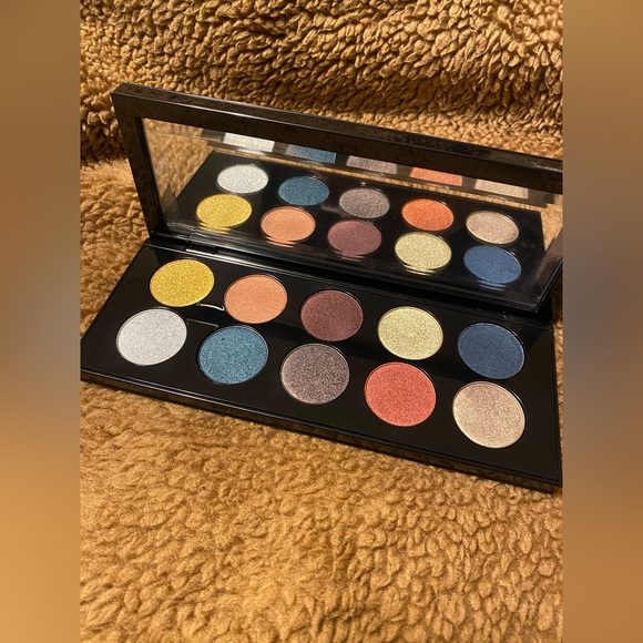 **SOLD on FB**  Pat McGrath Labs Mothership IV Decadence - Picture 5 of 6